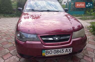 Седан Daewoo Nexia 2011 в Почаеве