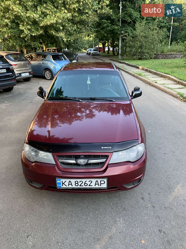 Седан Daewoo Nexia 2008 в Киеве фото 2 Седан Daewoo Nexia 2008 в Киеве