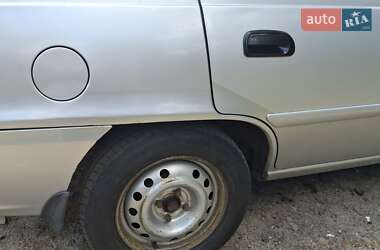 Седан Daewoo Nexia 2012 в 