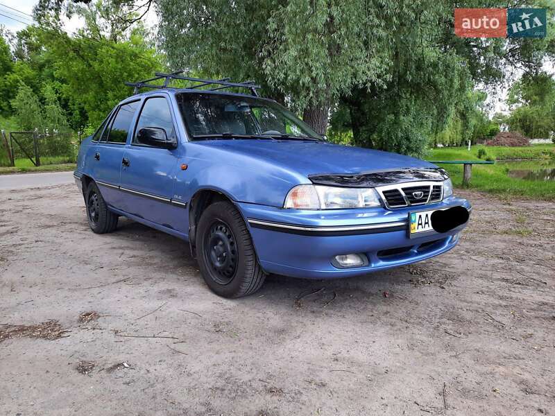 Седан Daewoo Nexia 2008 в Киеве