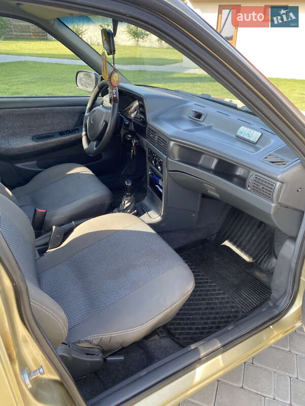 Седан Daewoo Nexia 2007 в Млинове