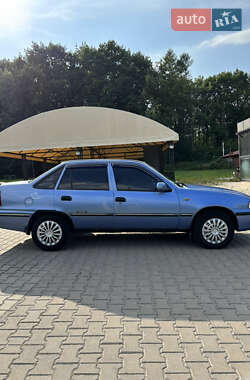 Седан Daewoo Nexia 2008 в 