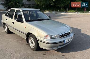 Седан Daewoo Nexia 2008 в Києві