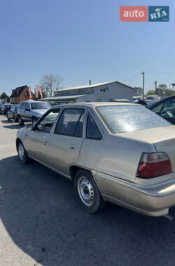 Седан Daewoo Nexia 1996 в Харкові