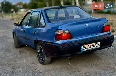 Седан Daewoo Nexia 2008 в 