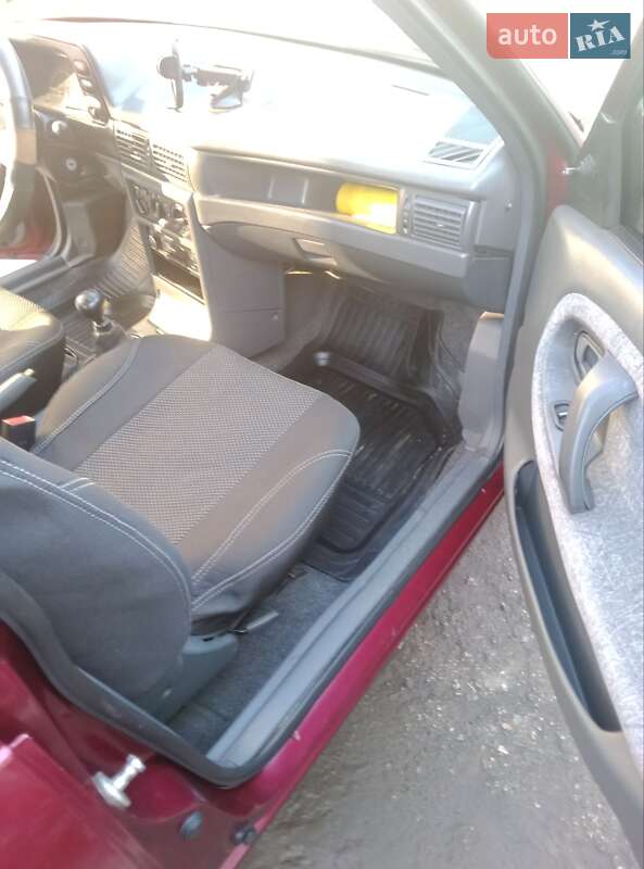 Седан Daewoo Nexia 2007 в Черкассах фото 3 Седан Daewoo Nexia 2007 в Черкассах