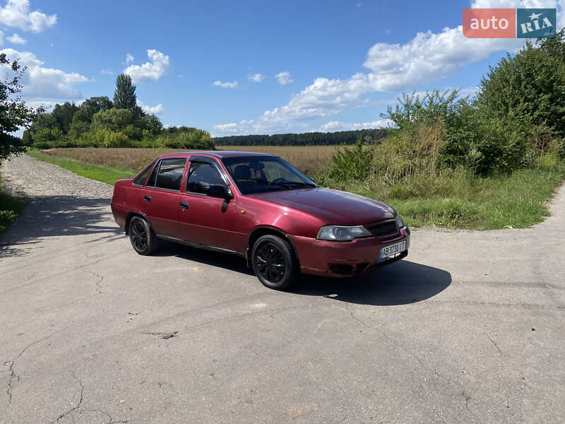 Седан Daewoo Nexia 2008 в 