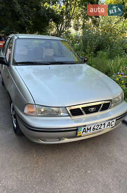 Седан Daewoo Nexia 2005 в Житомирі