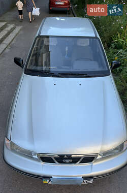 Седан Daewoo Nexia 2005 в 