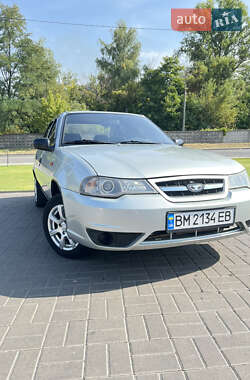 Седан Daewoo Nexia 2008 в Киеве