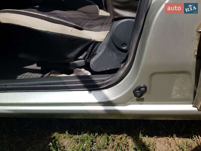 Седан Daewoo Nexia 2008 в Изюме