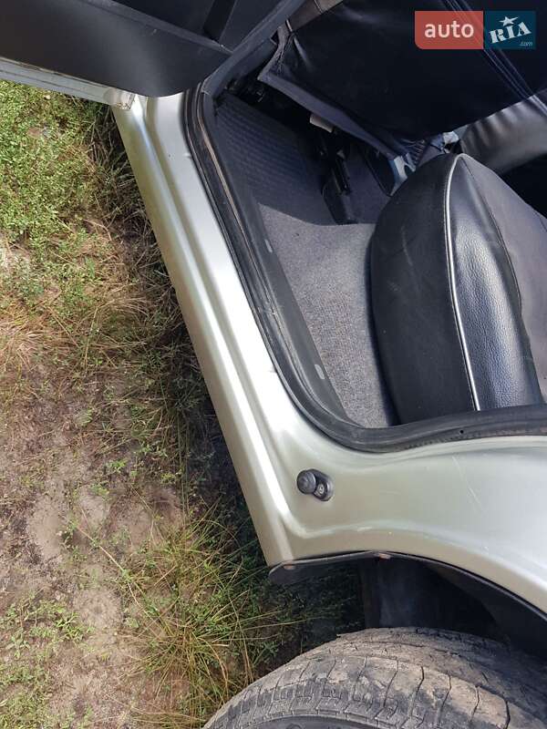 Седан Daewoo Nexia 2008 в Изюме