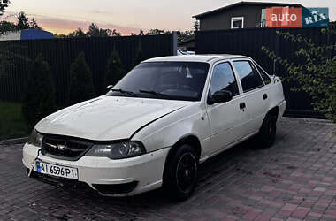 Седан Daewoo Nexia 1995 в Киеве