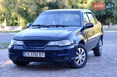 Седан Daewoo Nexia 2008 в 
