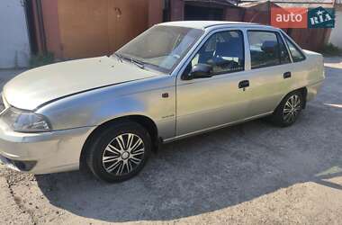 Седан Daewoo Nexia 2008 в 