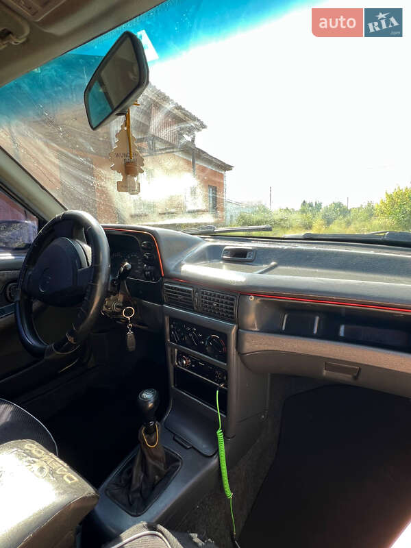 Седан Daewoo Nexia 2007 в Добровеличковке