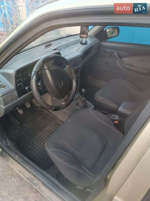 Седан Daewoo Nexia 2007 в Вольногорске фото 2 Седан Daewoo Nexia 2007 в Вольногорске