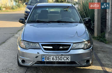 Седан Daewoo Nexia 2012 в 
