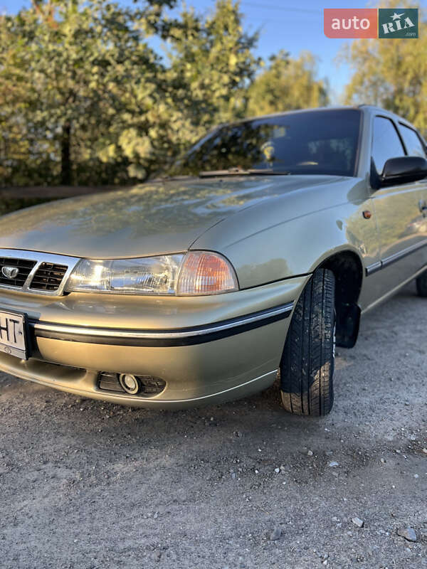 Седан Daewoo Nexia 2007 в Новояворівську