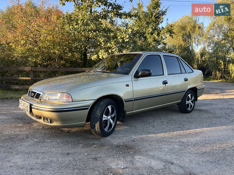 Седан Daewoo Nexia 2007 в Новояворівську