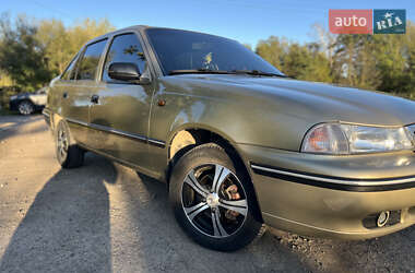 Седан Daewoo Nexia 2007 в 