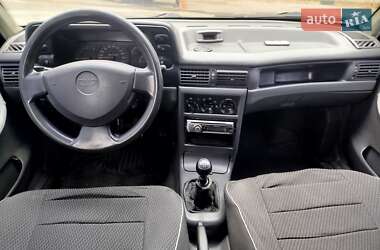 Седан Daewoo Nexia 2007 в 