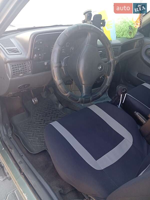 Седан Daewoo Nexia 2004 в Днепре фото 10 Седан Daewoo Nexia 2004 в Днепре