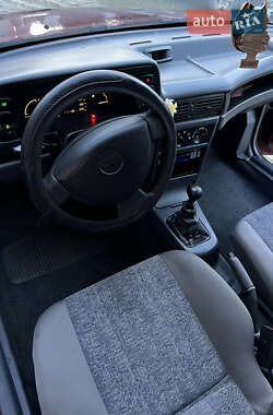 Седан Daewoo Nexia 2007 в  фото 7 Седан Daewoo Nexia 2007 в