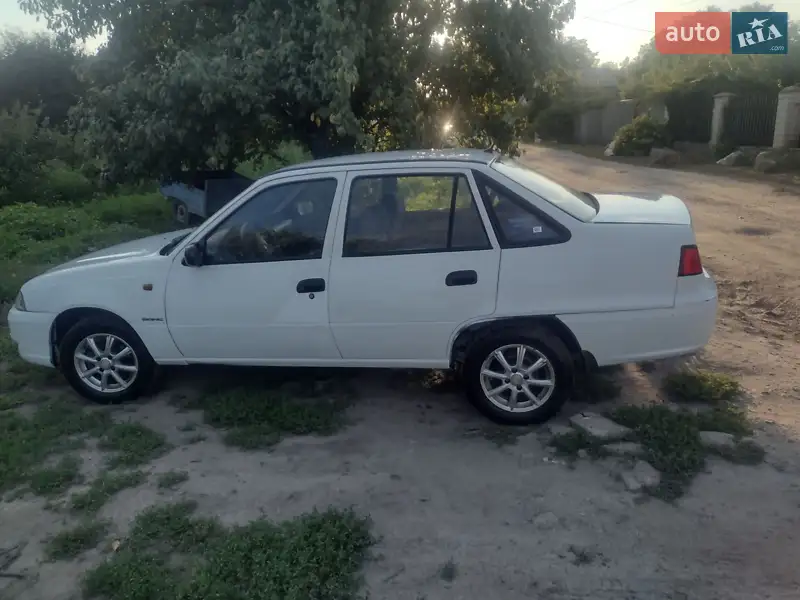 Daewoo Nexia 2012