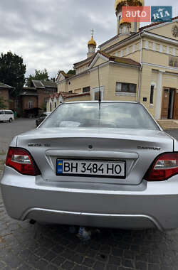 Седан Daewoo Nexia 2012 в 