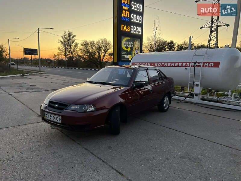 Седан Daewoo Nexia 2011 в Харкові