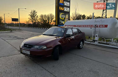 Седан Daewoo Nexia 2011 в 