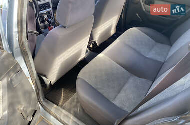 Седан Daewoo Nexia 2012 в 