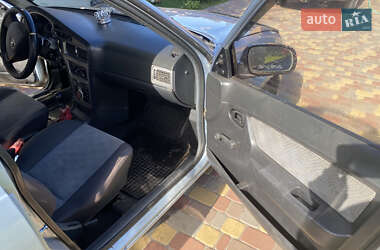 Седан Daewoo Nexia 2012 в 