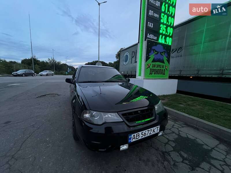 Седан Daewoo Nexia 2008 в Литине