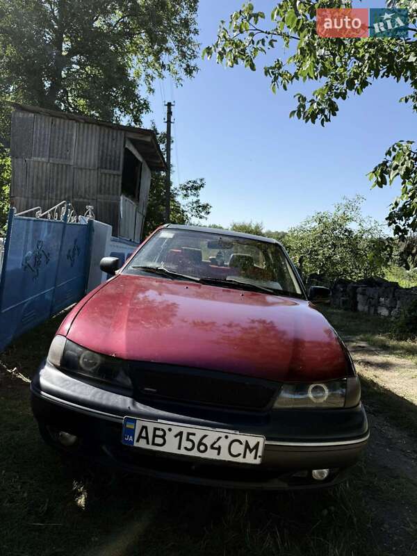 Седан Daewoo Nexia 2008 в Джурине