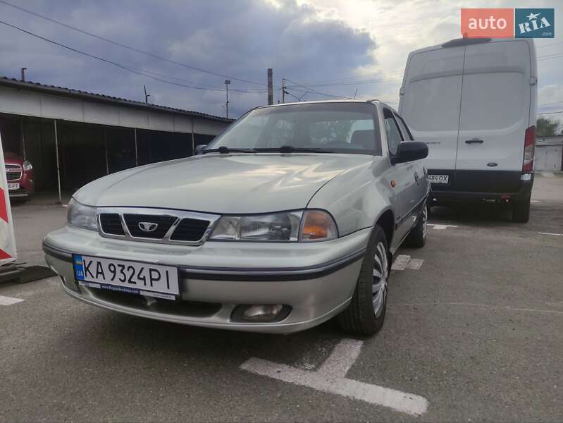 Седан Daewoo Nexia 2008 в 