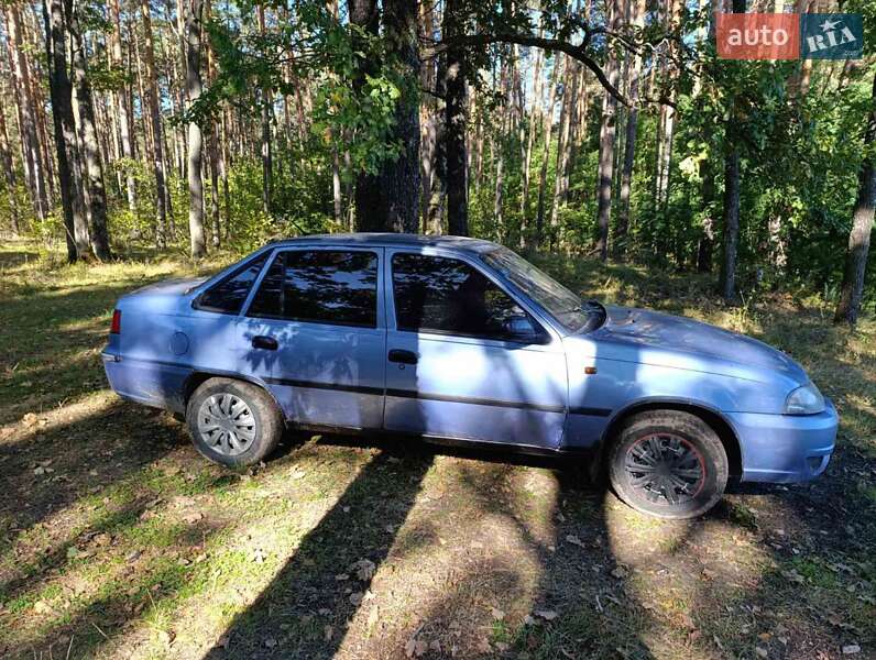 Седан Daewoo Nexia 2008 в 