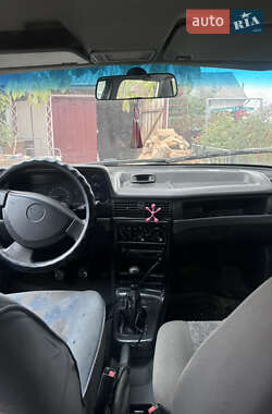 Седан Daewoo Nexia 2007 в 