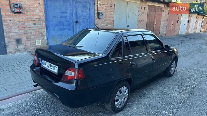 Седан Daewoo Nexia 2011 в Хмельницком