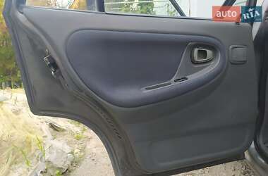 Седан Daewoo Nexia 1999 в 