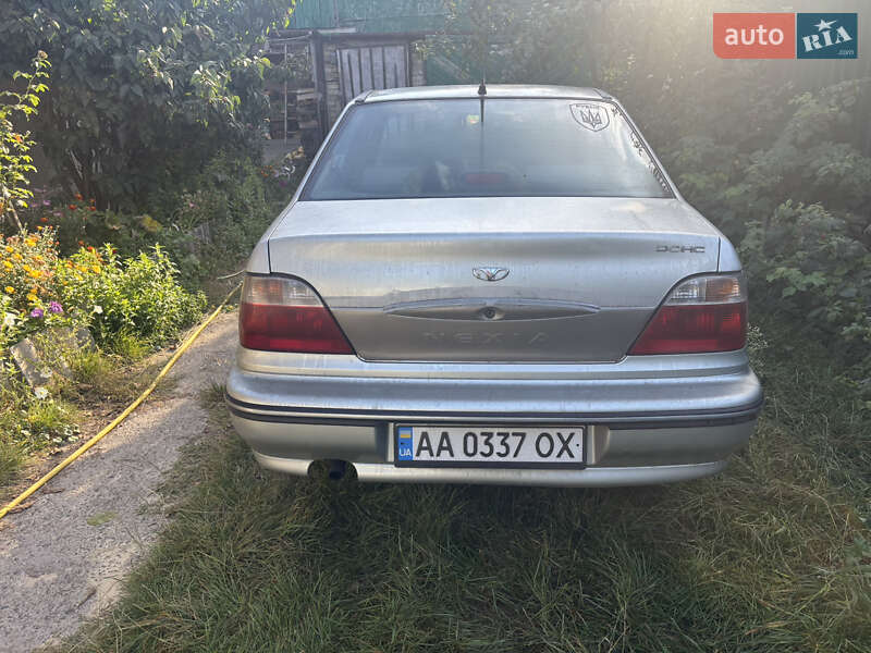 Седан Daewoo Nexia 2006 в 