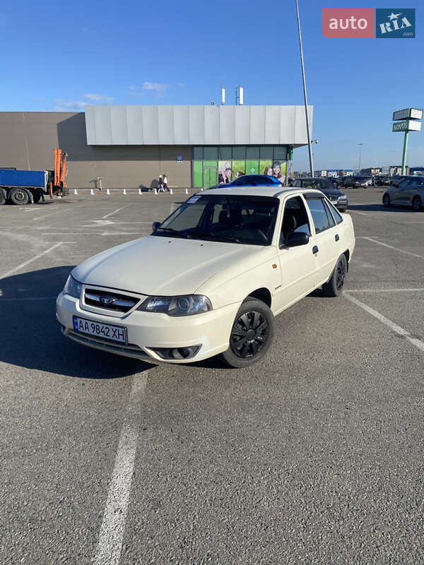 Daewoo Nexia 2011