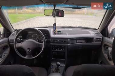 Седан Daewoo Nexia 2006 в 