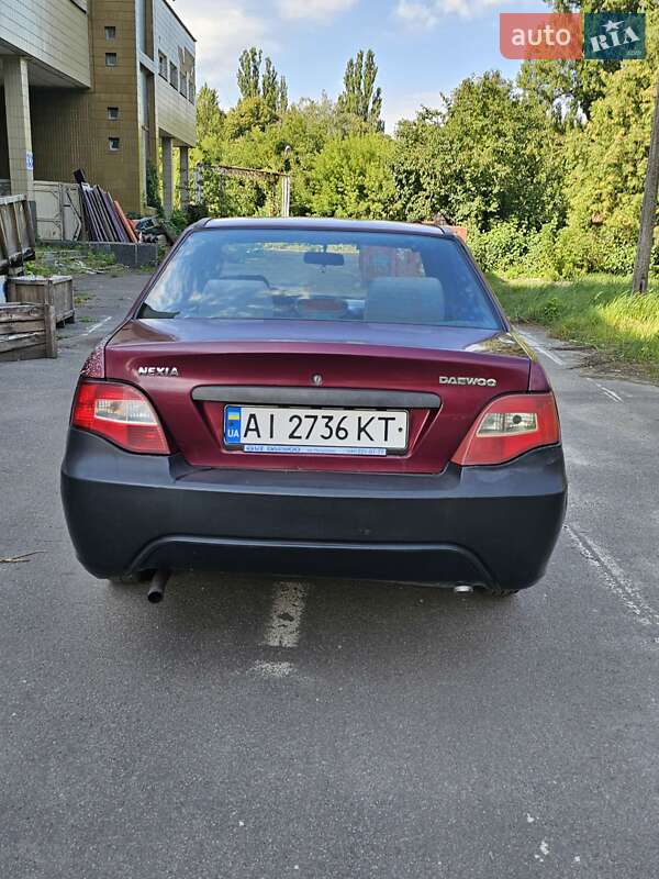 Седан Daewoo Nexia 2011 в Киеве