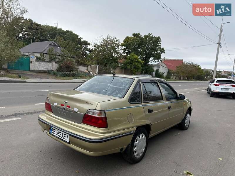 Седан Daewoo Nexia 2006 в Миколаєві