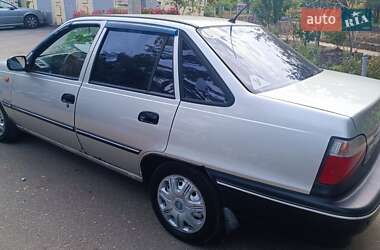 Седан Daewoo Nexia 2009 в 