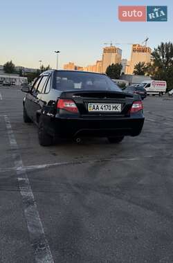 Седан Daewoo Nexia 2012 в 