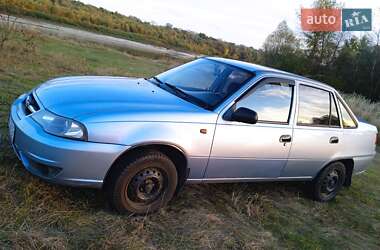 Седан Daewoo Nexia 2010 в 