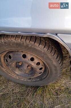 Седан Daewoo Nexia 2010 в 